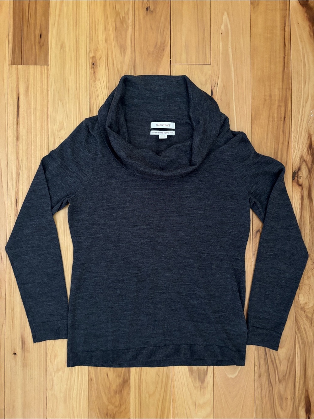 ELLEN TRACY | Grey Cowlneck Minimalist Old Money Merino Wool Sweater | Size L